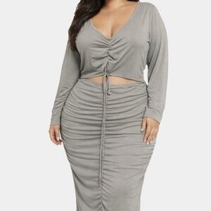Long Sleeve V-Neck Cutout Midriff Ruched Sides Midi Dress Size 2XL